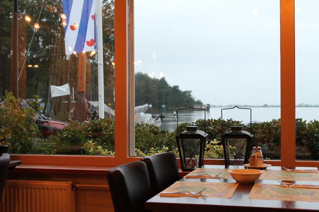 Hotel Restaurant Ie Sicht De Veenhoop Extérieur photo